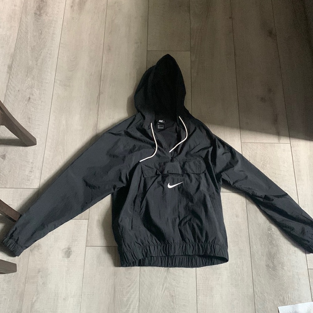Men’s Small Nike windbreaker